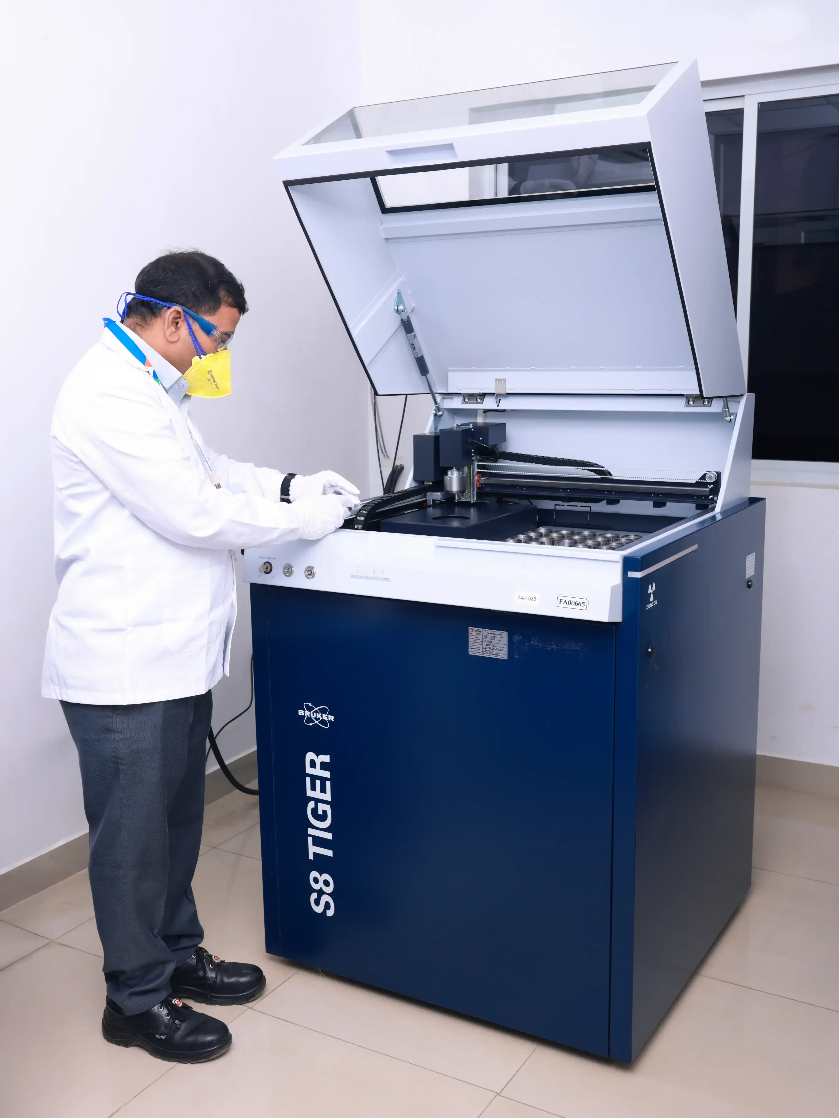 BRUKER S8 TIGER WDXRF